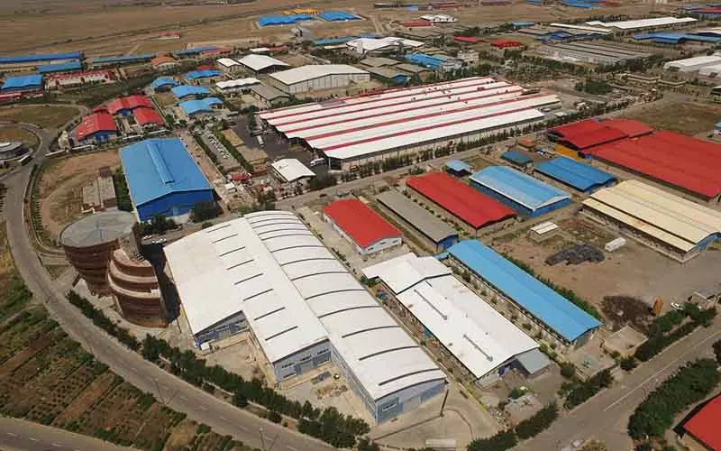 زمین شهرک صنعتی 105 متری