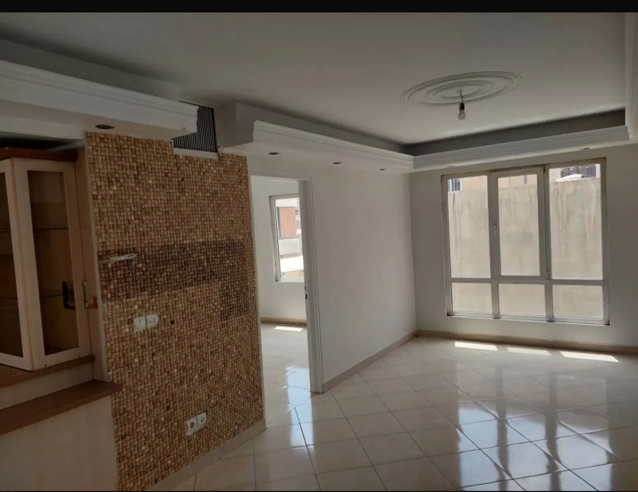 رهن اپارتمان ۶۵ متری تک واحدی