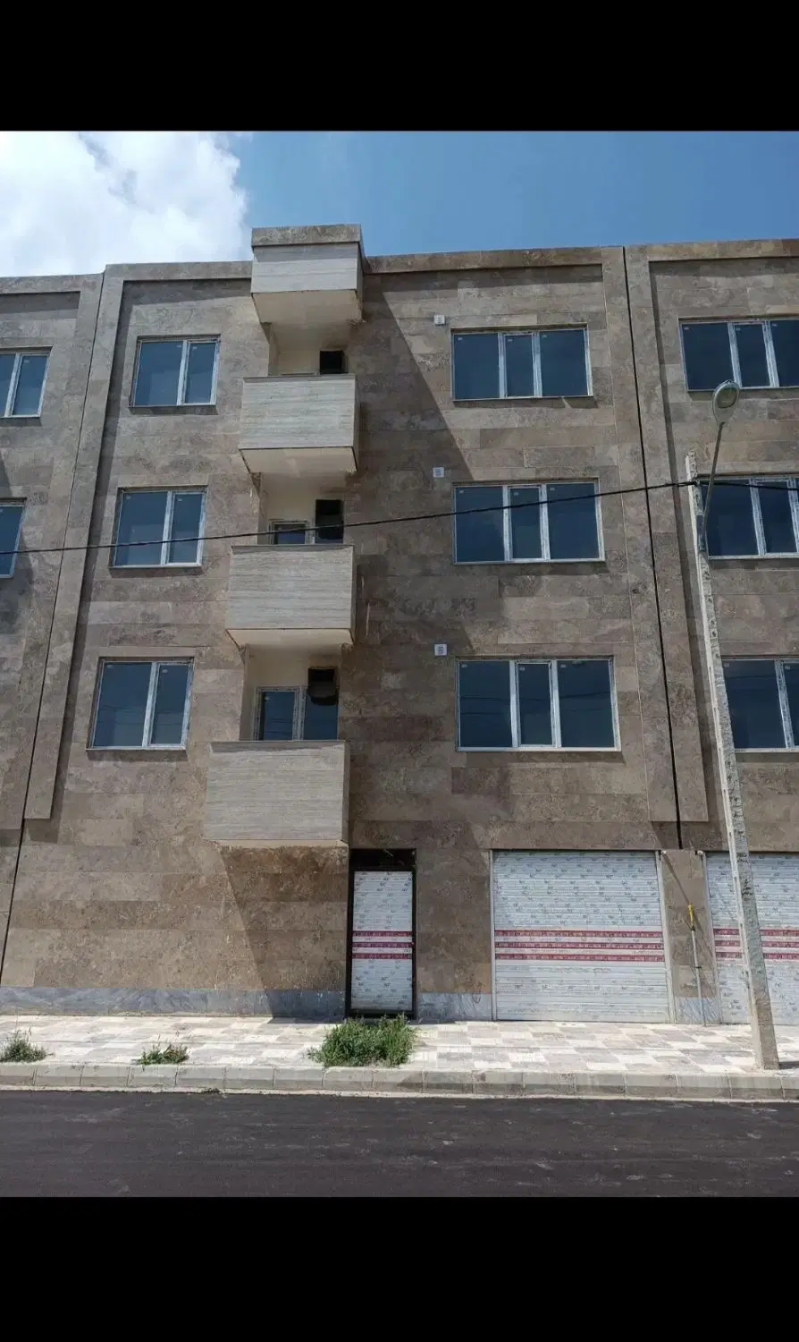 مسکن مهردوخوابه ۸۰ متری کلیدنخورده تازه ساز
