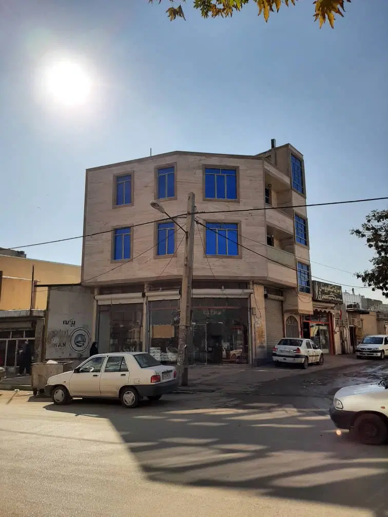 دو طبقه مسکونی تجاری