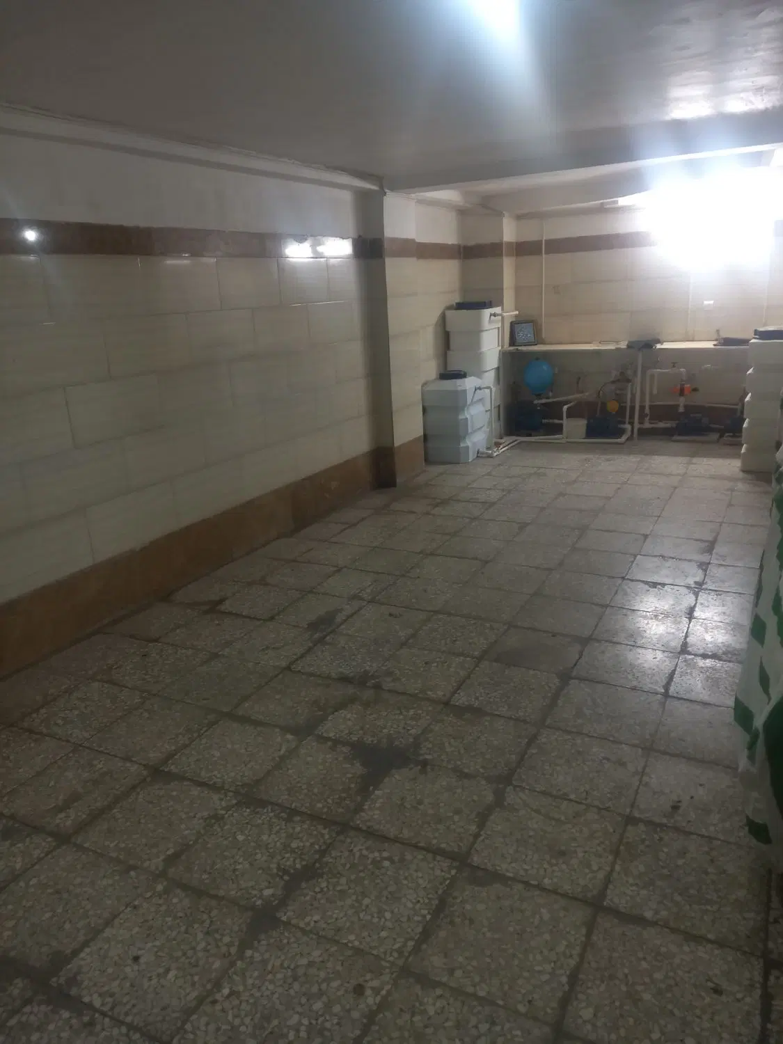اجاره پارکینگ در فلاح خیابان گودرزی کوچه آقارضایی