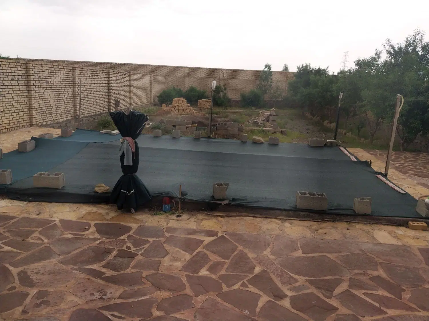 باغ ۱۲۰۰ متری واقع در گلبهارِمشهد