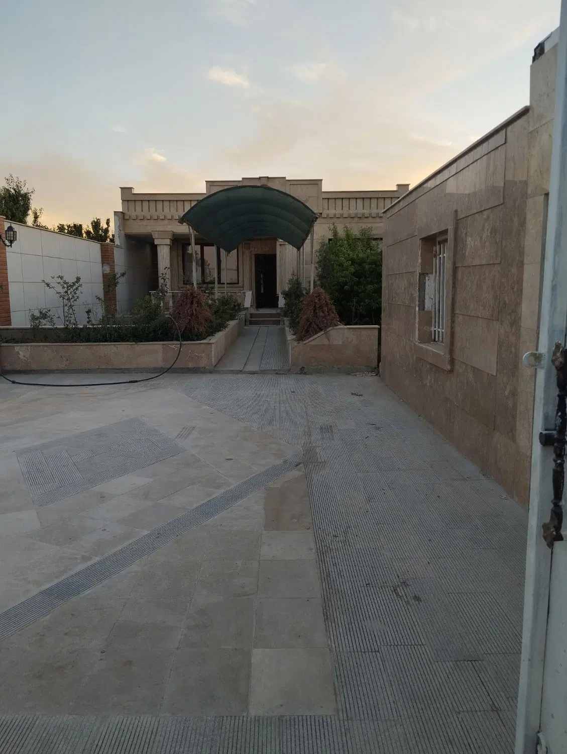 باغچه ۵۰۰متری