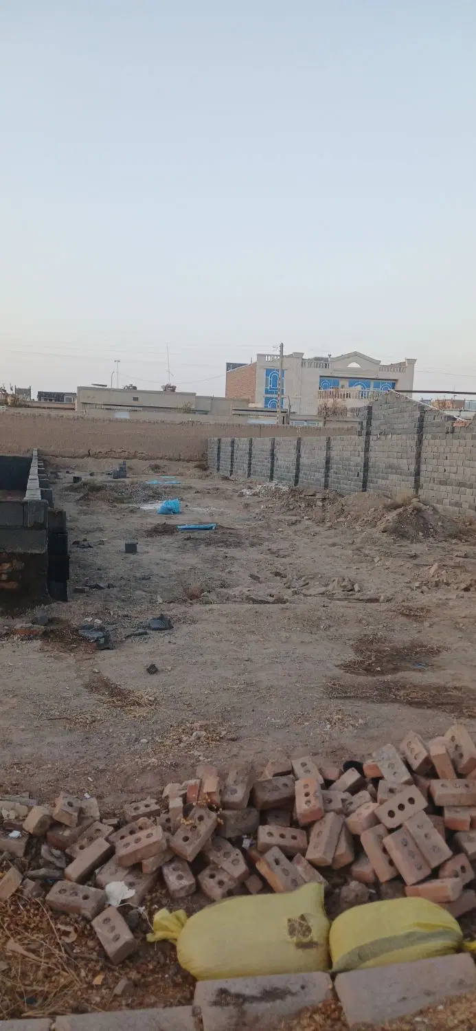 زمین مسکونی۲۰۱متر