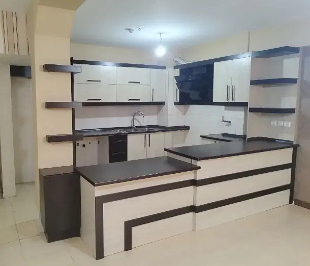 خوش نقشه و دلباز