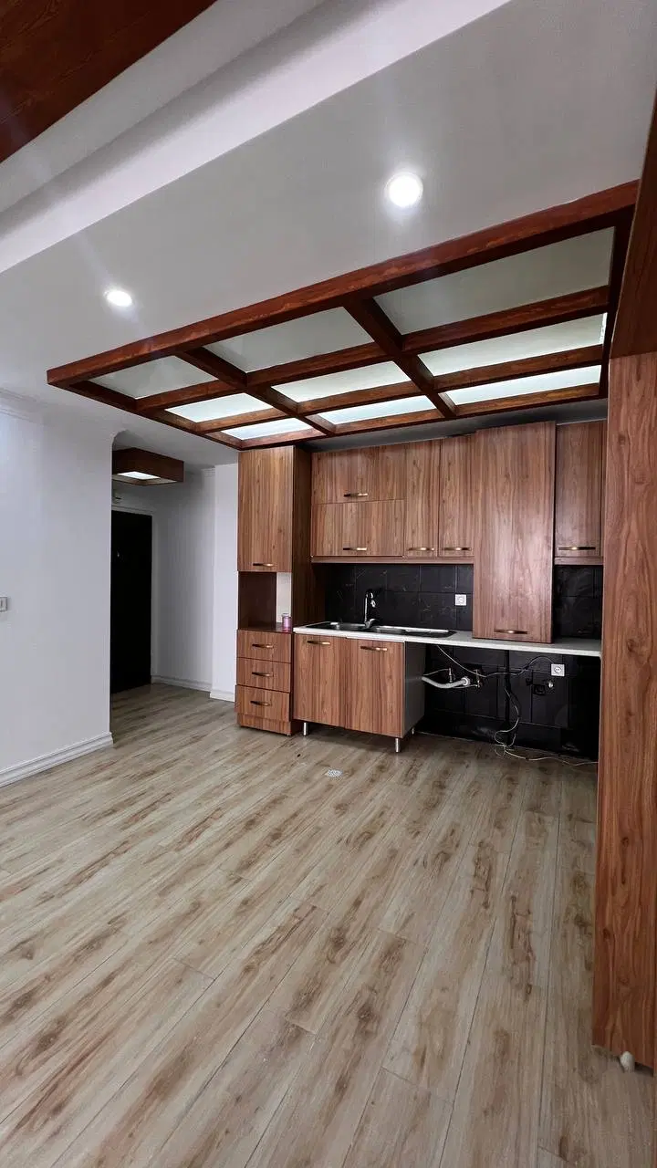 ۷۰ متر خوش‌نقشه و نورگیر دوخواب  سنددار