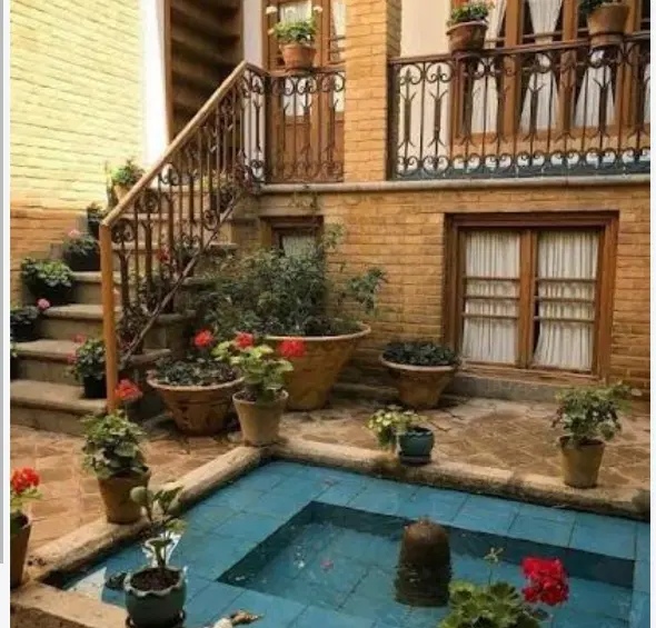فروش ملک کلنگی ۱۰۳ متری با مغازه در پانزده خرداد