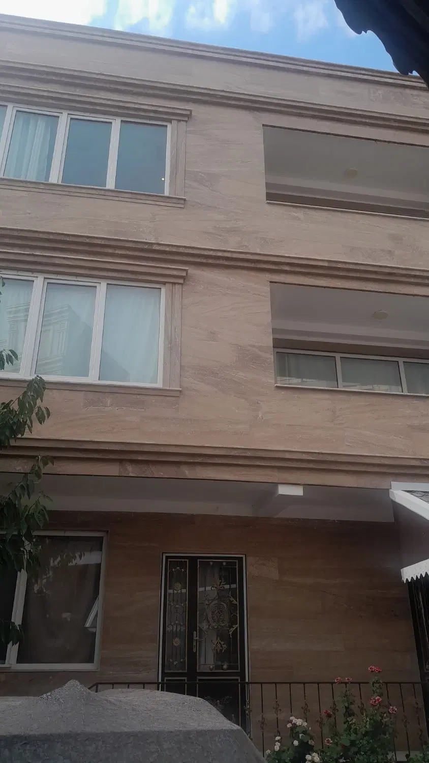 فروش ۳ واحد منزل دوبر ویلایی شخصی روبروی پارک معلم