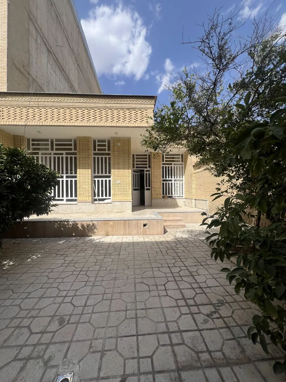 فروش ویلایی ۳ خواب _ درحال بازسازی