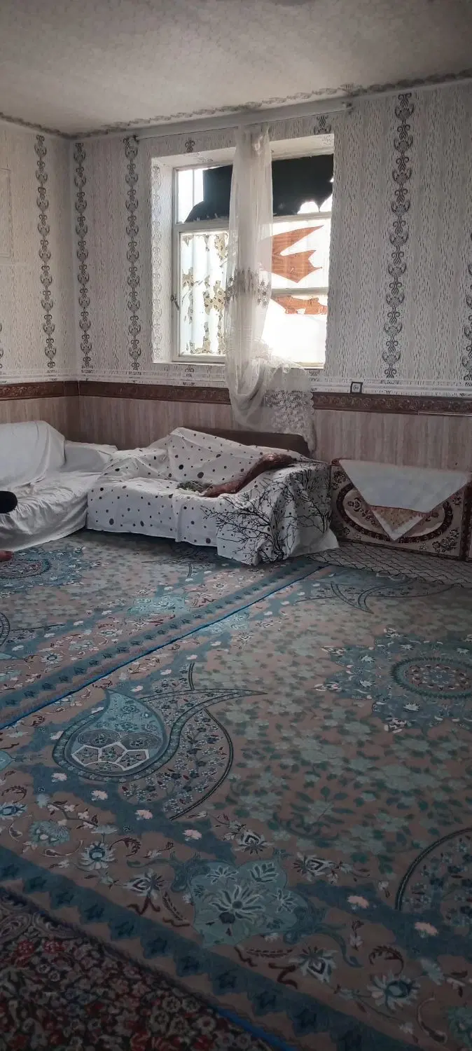 یک باب منزل مسکونی  چینه شهرک بهزیستی ۶۰ کرایه ۷