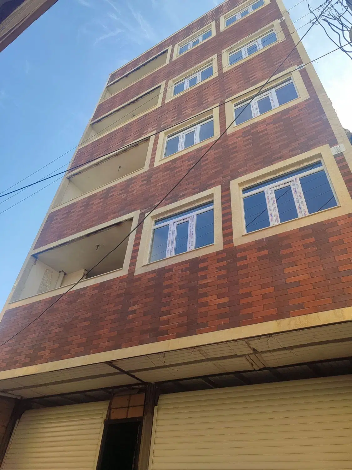 آپارتمان 100مترعباسی،تک واحدی پارکینگ دار