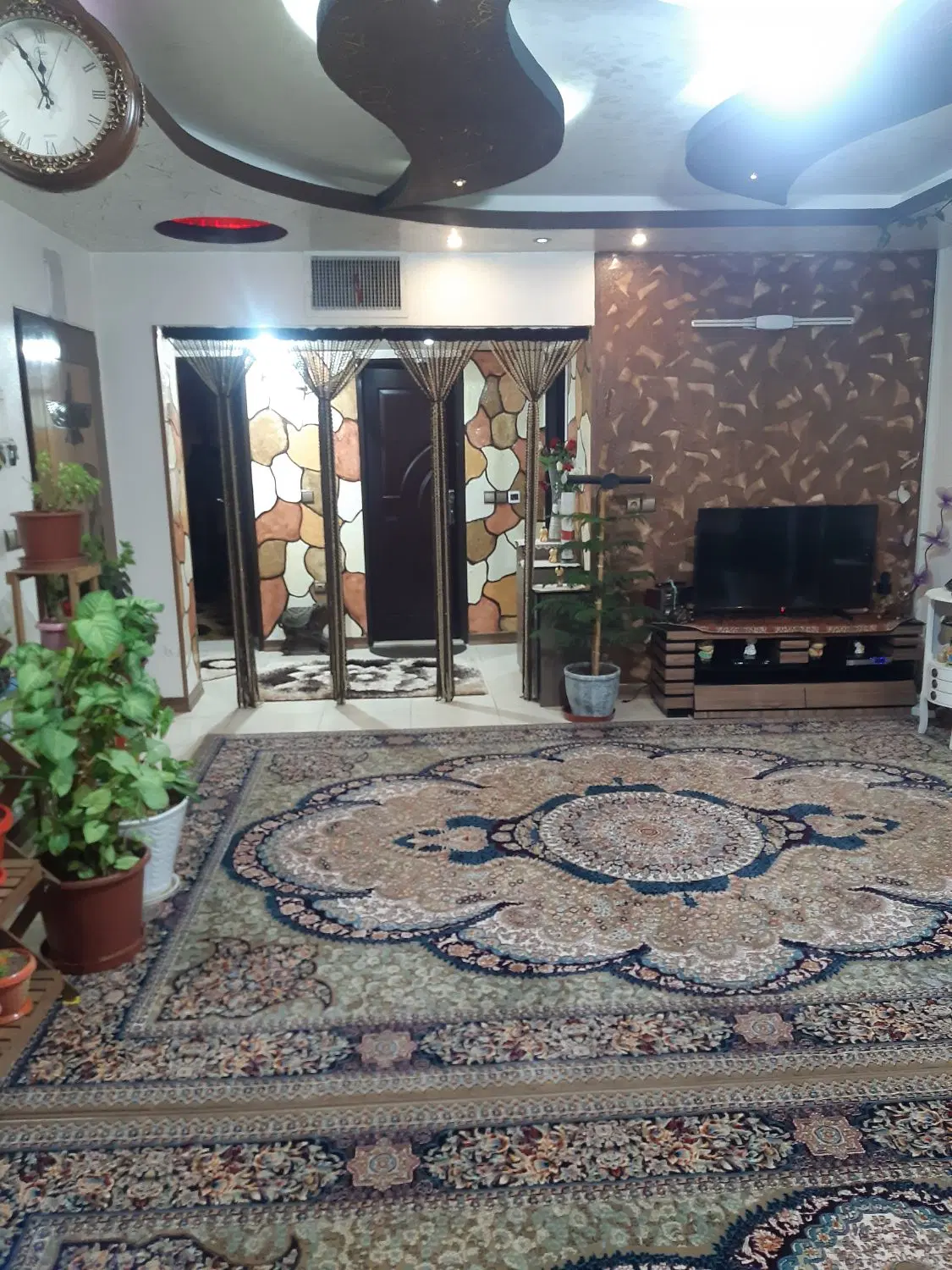 فروش آپارتمان درگرگاب طبقه اول ودوم