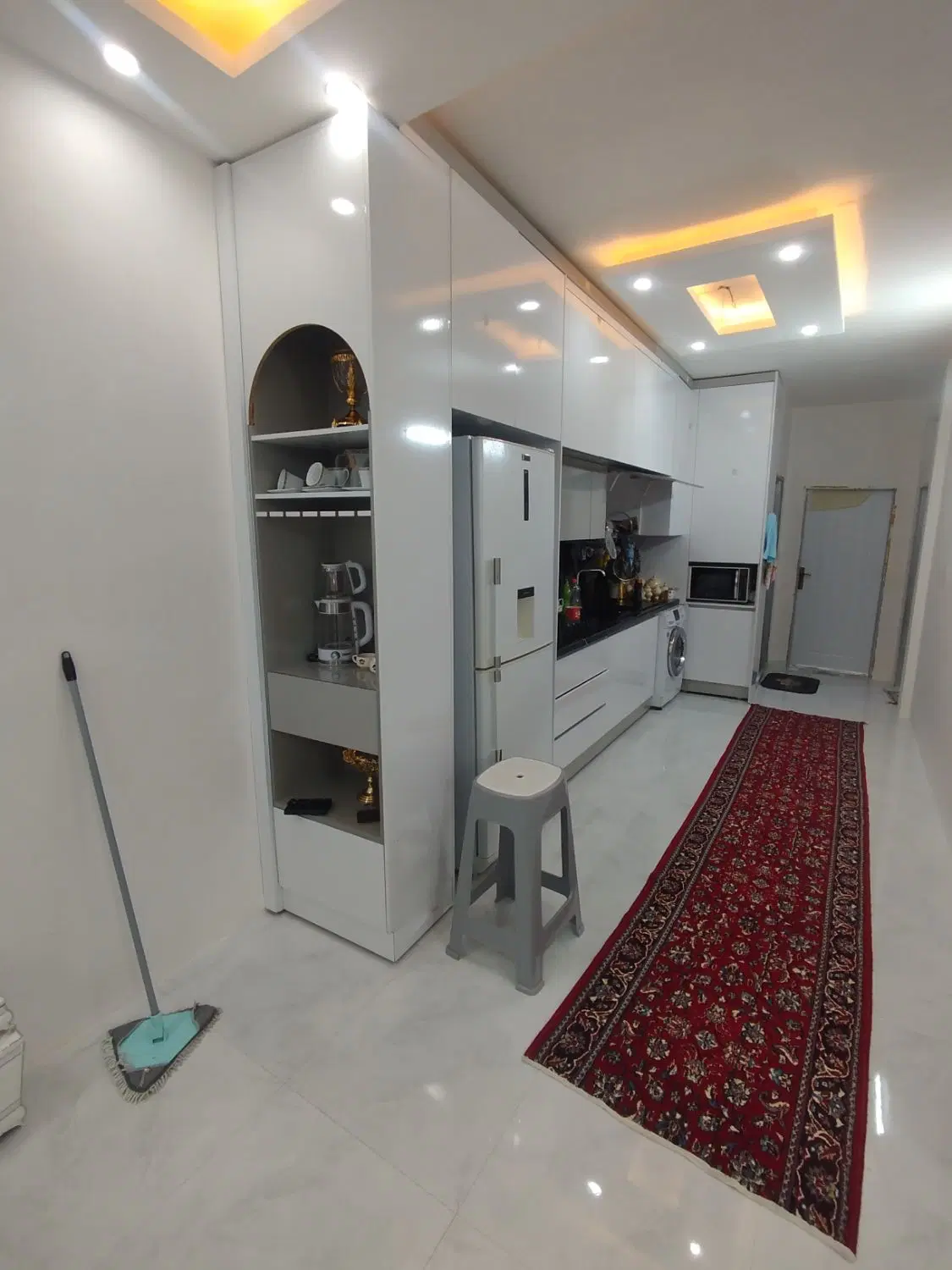 اپارتمان 100متری شیک باپارکینگ