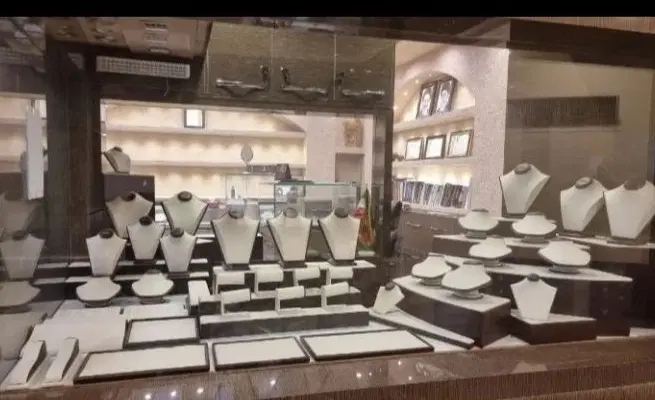 مغازه اجاره برای طلا فروشی یا سکه