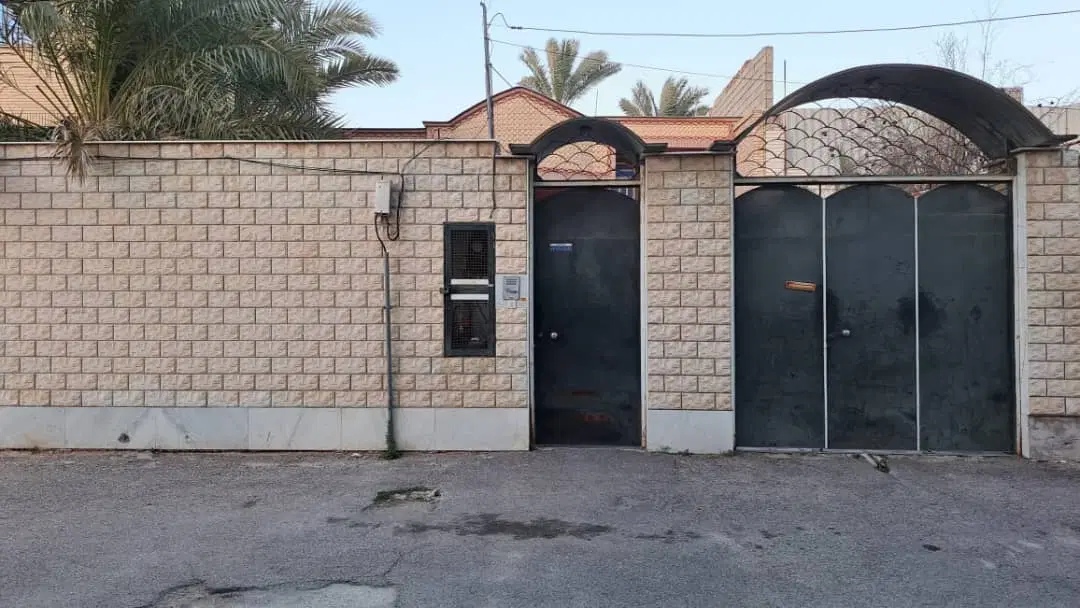 فروش منزل ویلایی درب حیاط