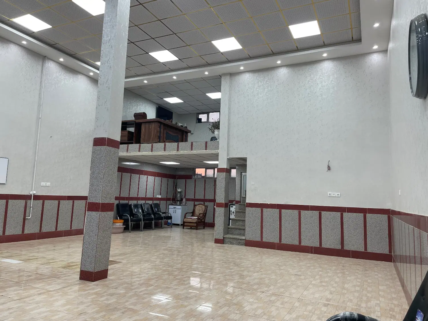 اجاره مغازه ۱۲۰ متری بر خیابان ملاباشی