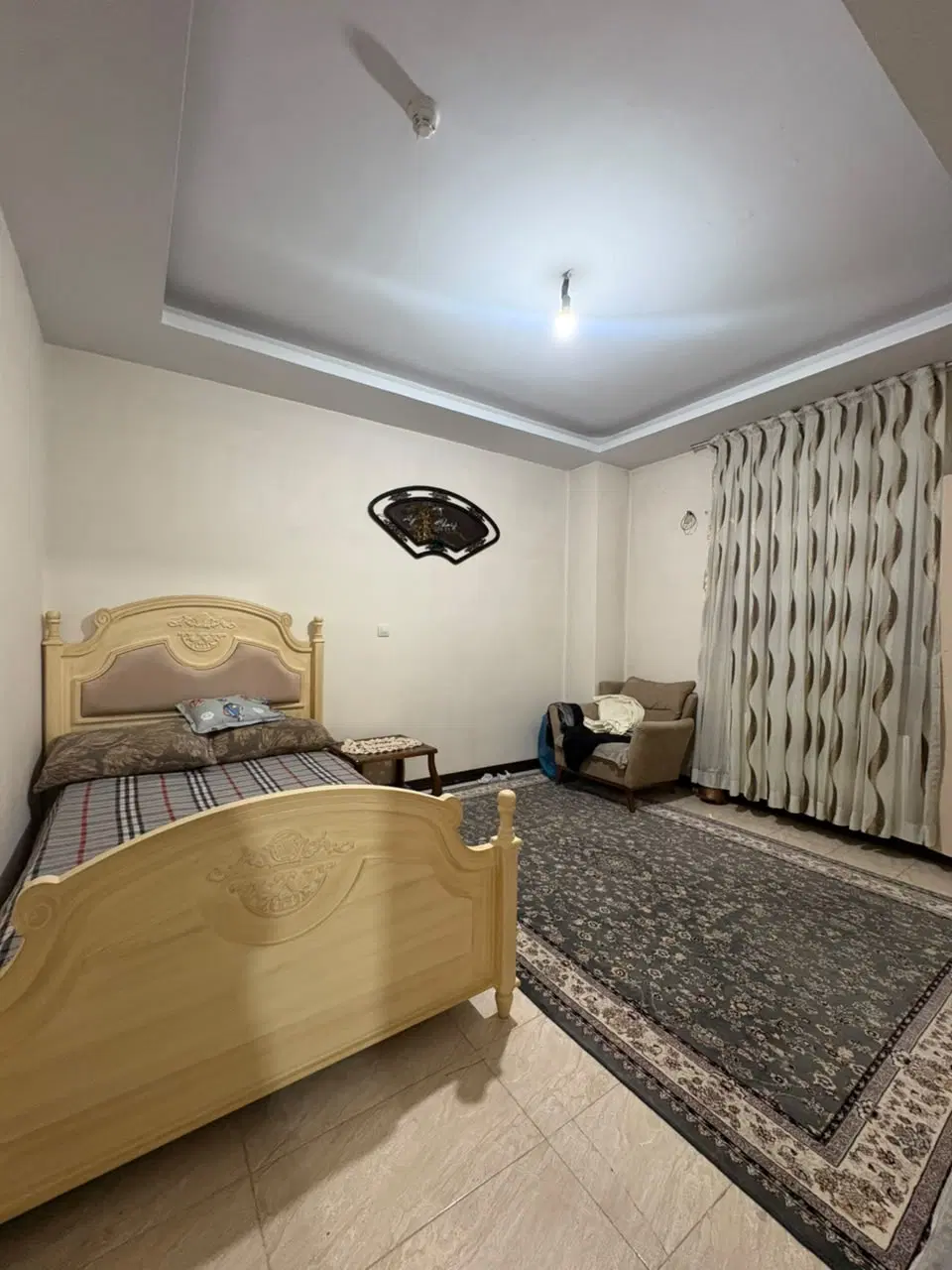 137 متر سه خواب سنددار فول امکانات