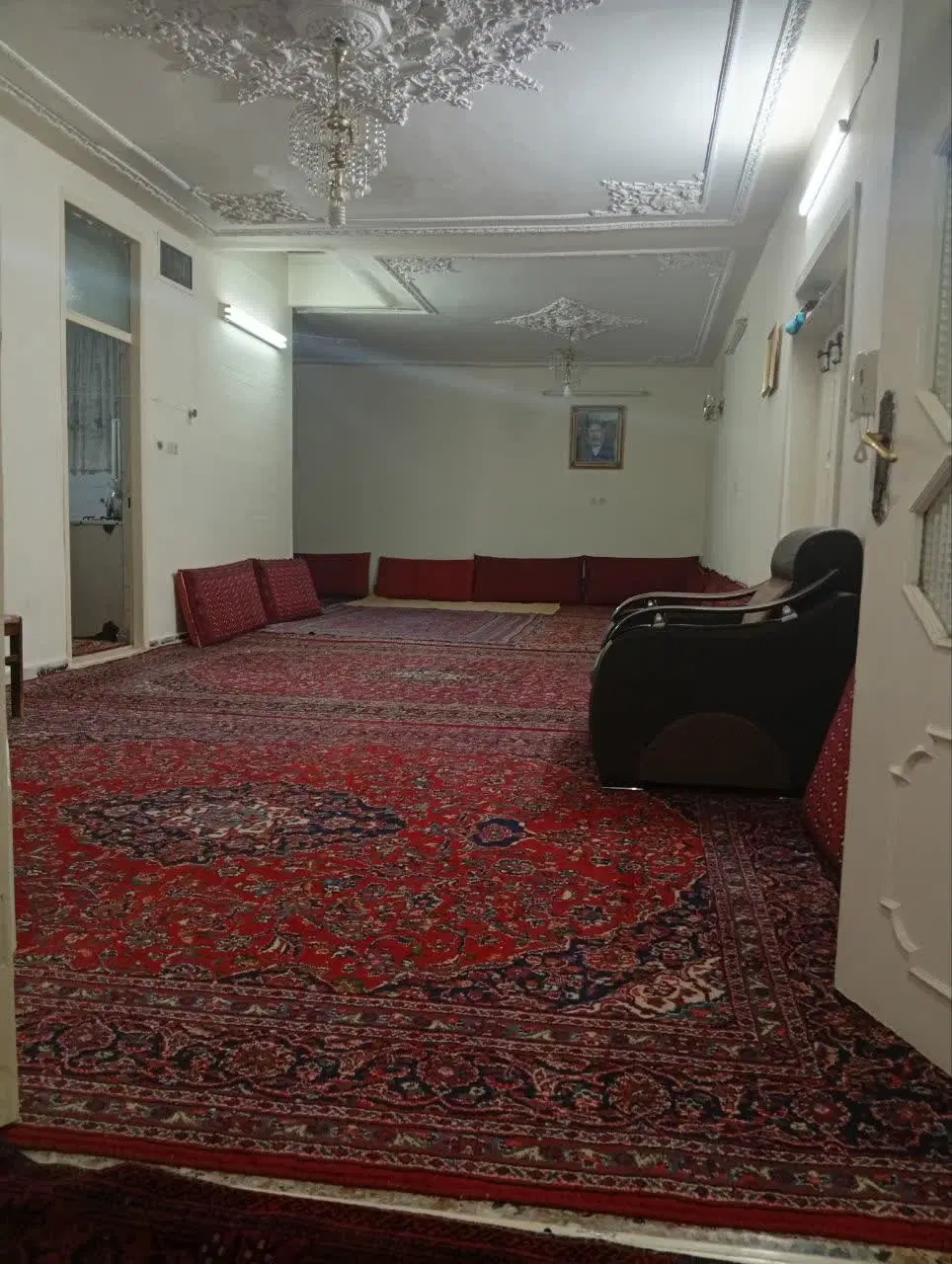 اجاره طبقه بالا منزل ویلایی