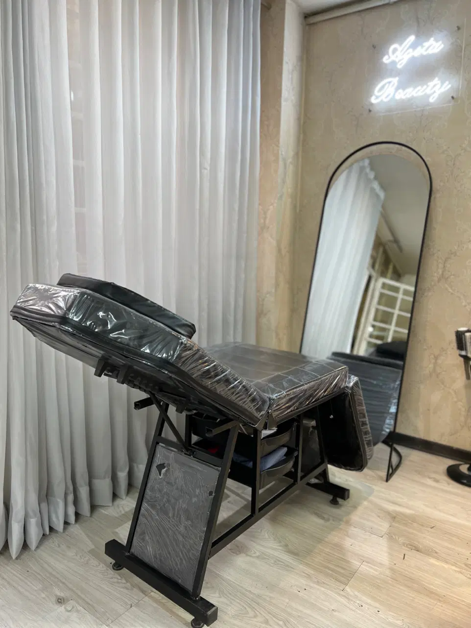 اجاره لاین در سالن زیبایی