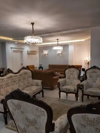 واحد۱۰۰ متری حافظیه