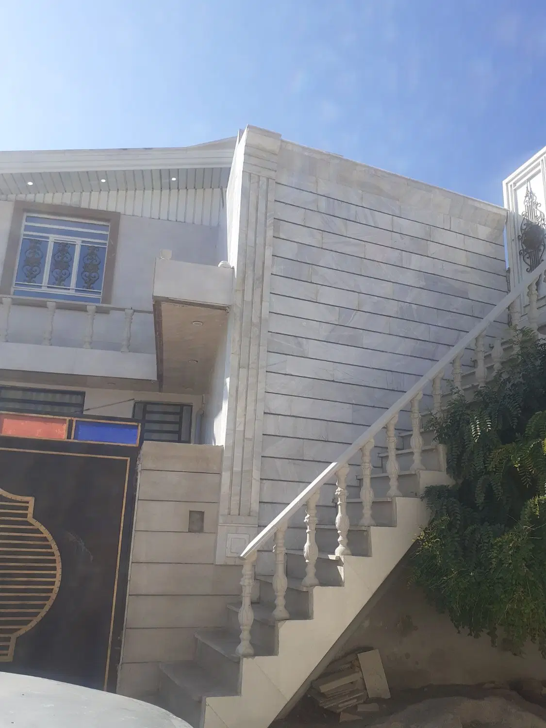 طبقه بالا کمالوند