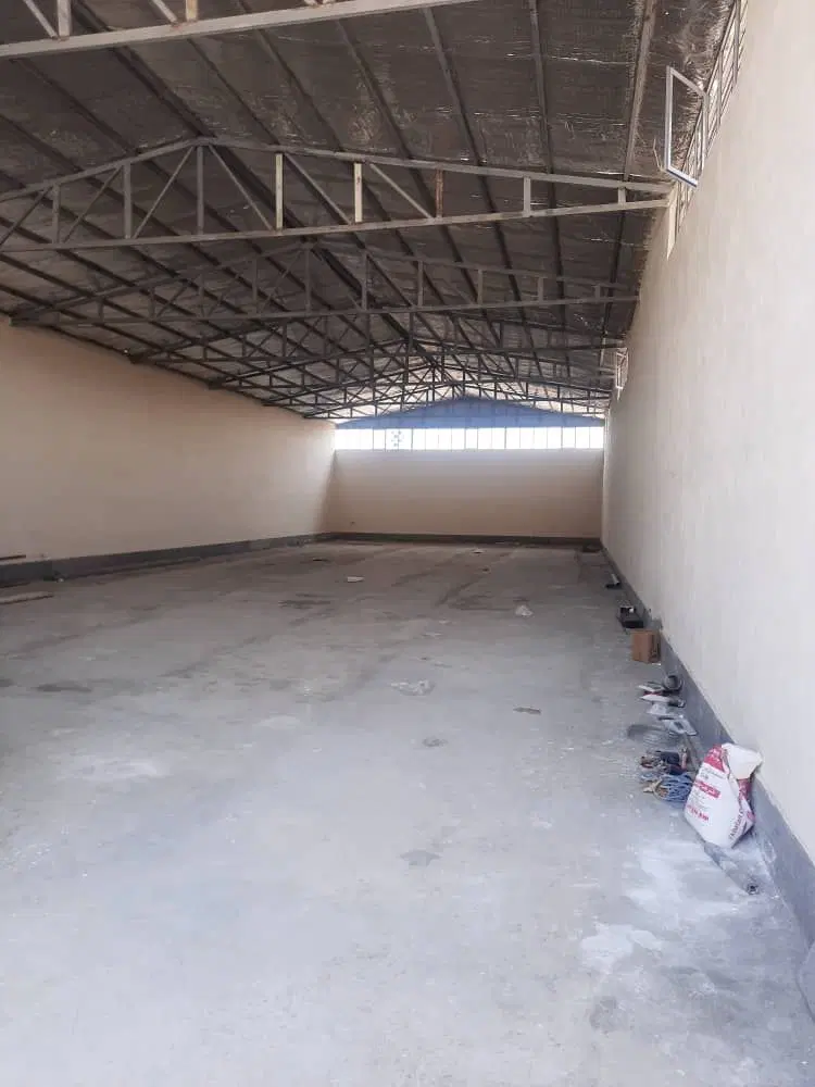 اجاره کارگاه 700متری ترجیحا جهت انبار