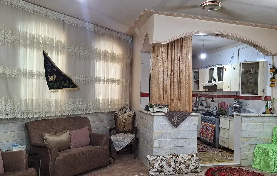 فروش منزل مسکونی ۲ طبقه و تجاری بر بلوار