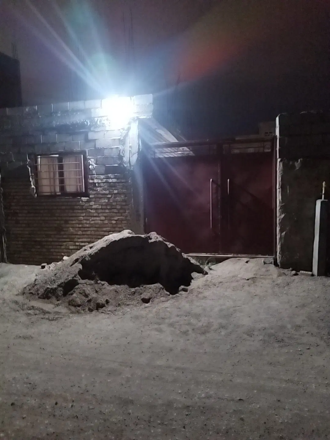 خونه ویلایی نیمه...داری سکونت می‌باشد