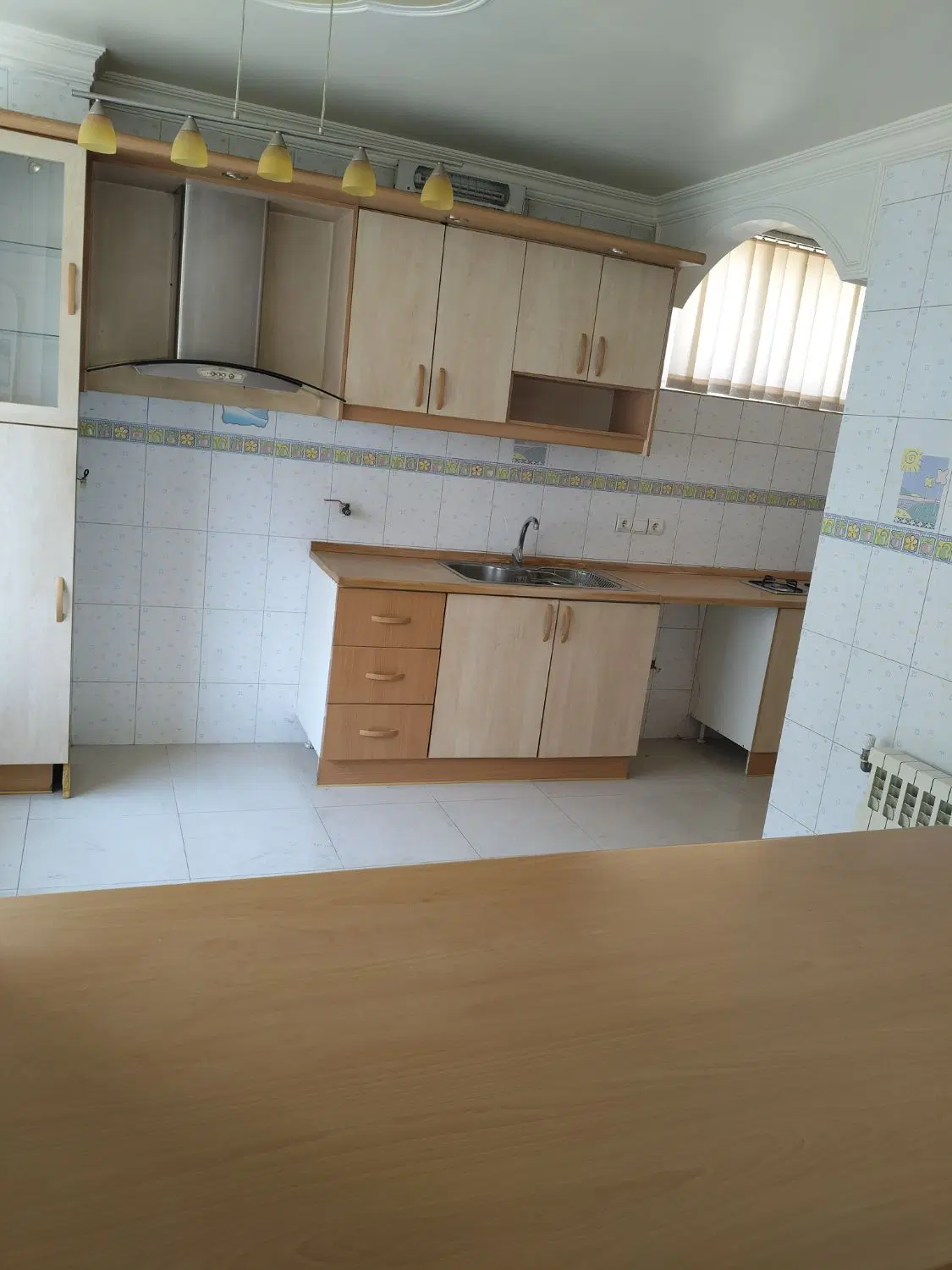اجاره آپارتمان ۱۲۰ متری ابتدای مشتاق دوم