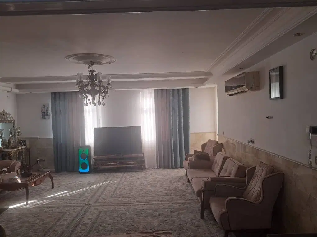 یک سوئیت ۵۰ متری دربست آزادی ۲۹