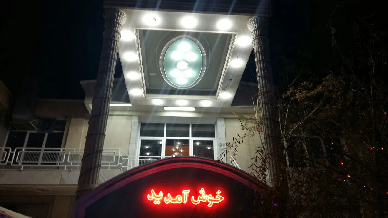۱۳۱۱زمین۲۳۳۰متردرسه طبقه تجاری