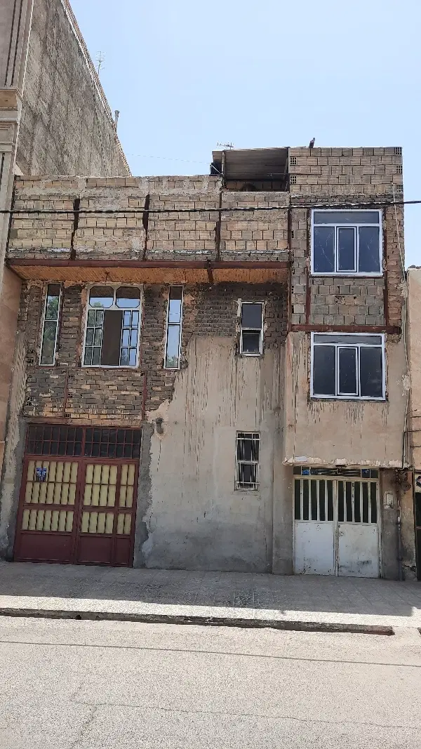 اجاره ۱۶۰ متر همکف محلاتی