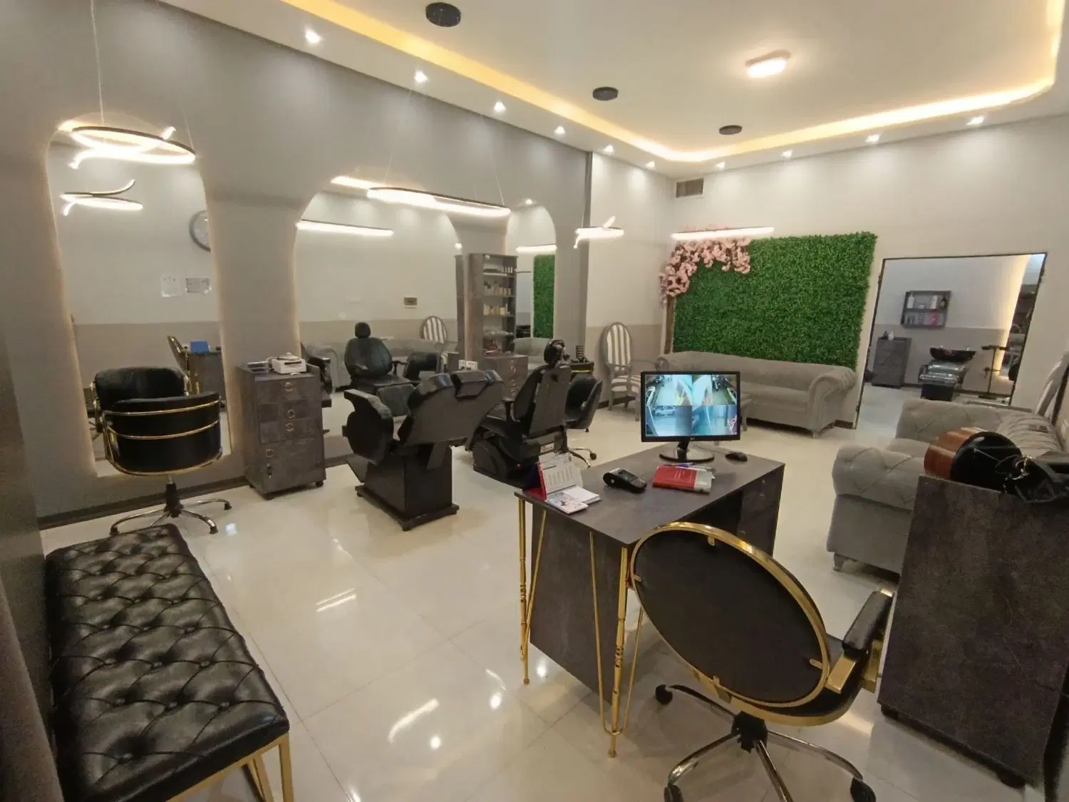 واگذاری سالن زیبایی vip