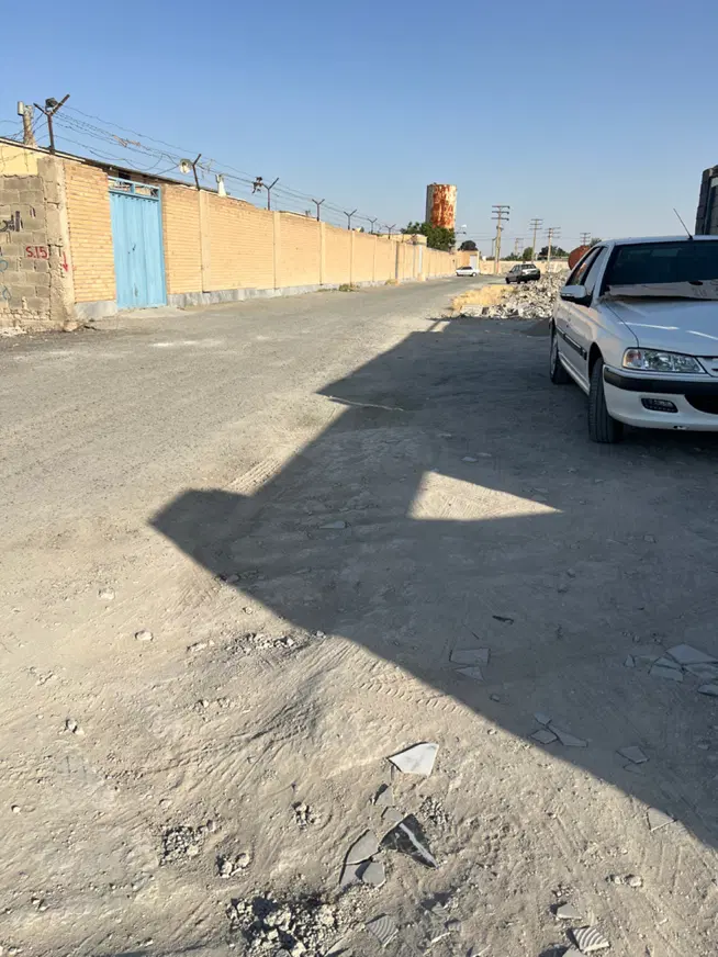 چهاردیواری ۴۵۰ متری فرارت رنگرز