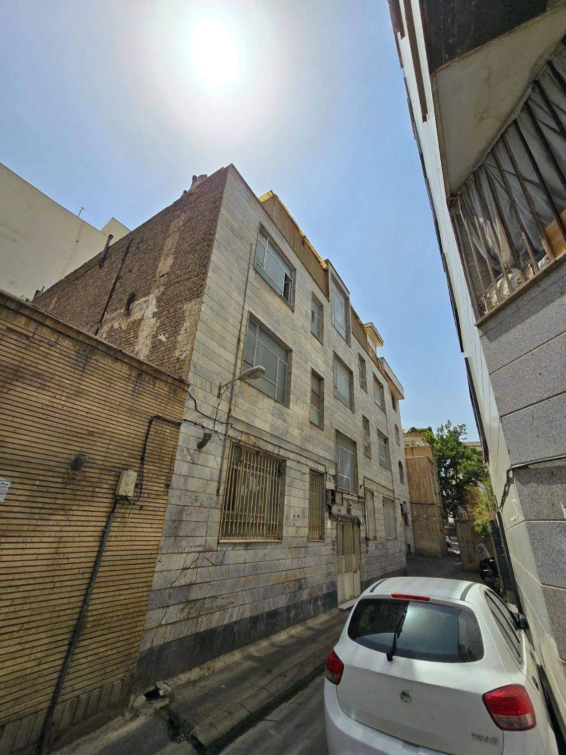 82 + 32 متر حیاط اختصاصی