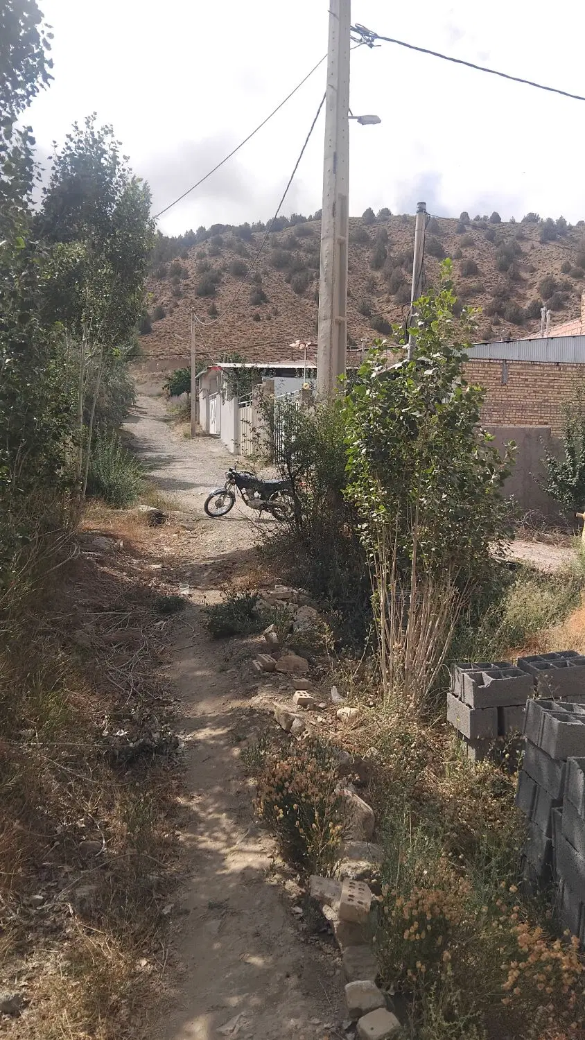 زمین حدود۱۷۰متری چهارباغ