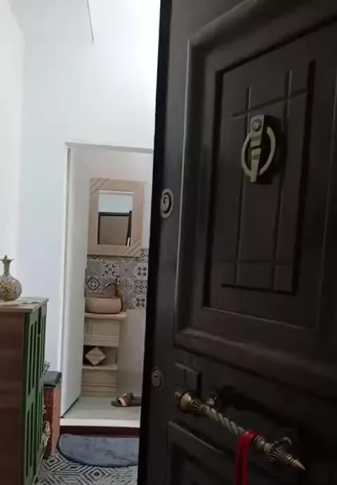 ۱۳۰متر دو خوابه نوساز جنب مترو گلشهر