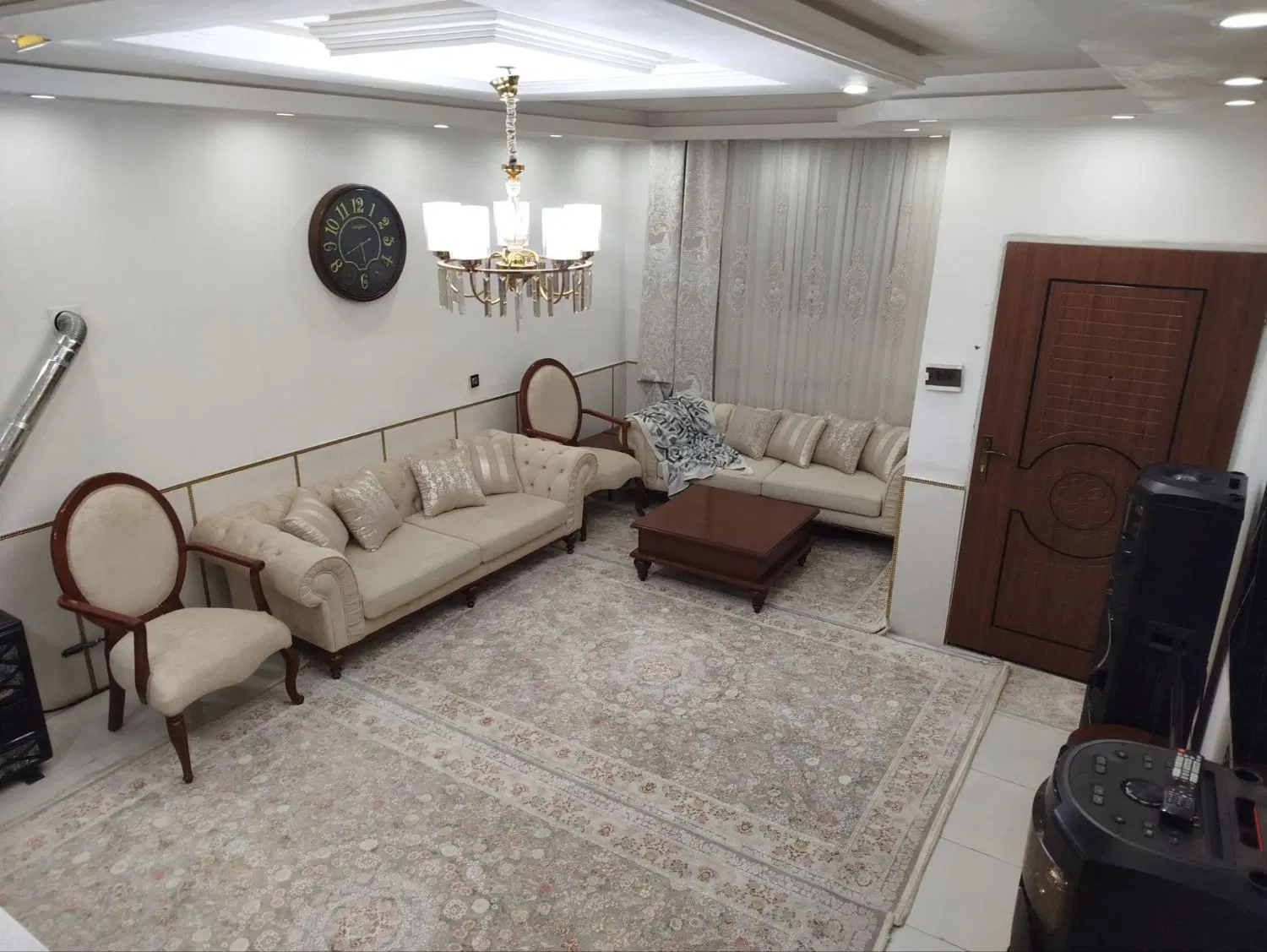ویلایی دربست