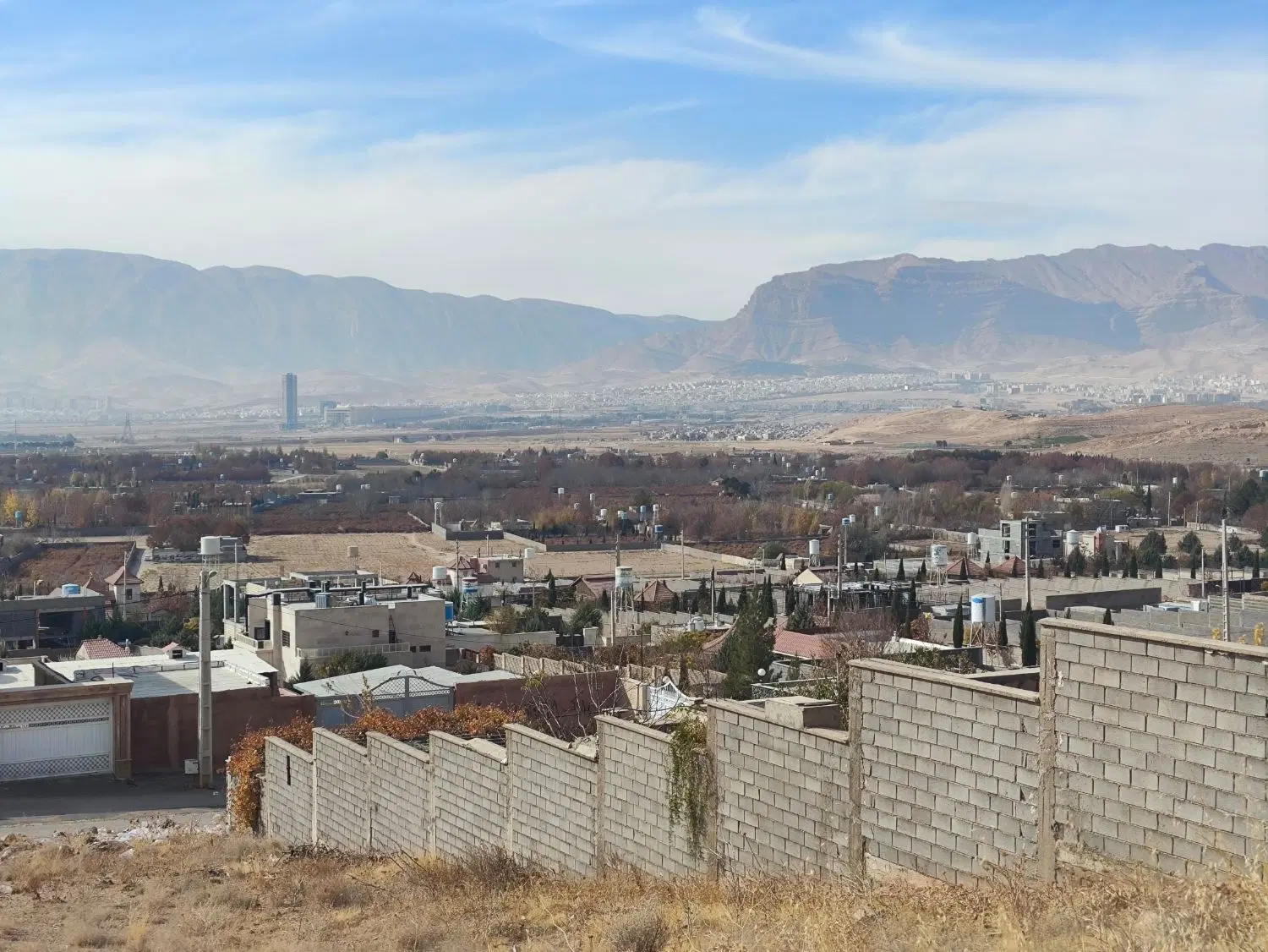 باغشهری محصور در جاده صدرا