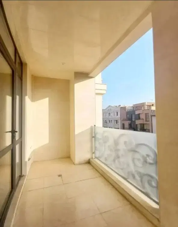 ۸۱ متر، سیمتری شکریه ، نوساز، سند آماده