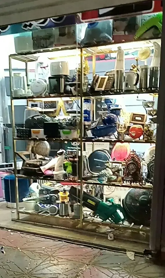 مغازه فروشی جهارراه احمداباد