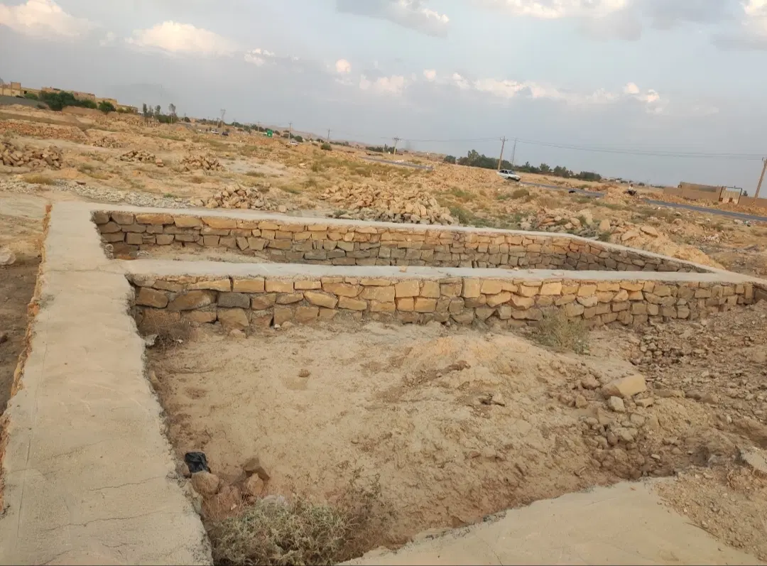 زمین موقعیت تجاری