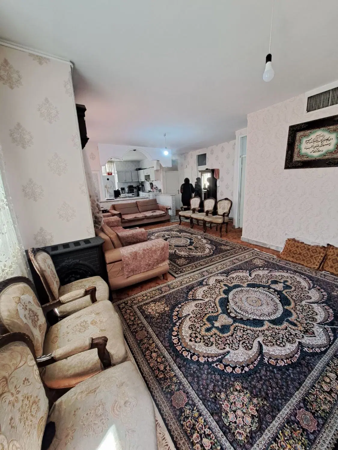 فروش یک واحد اپارتمان 90 متری