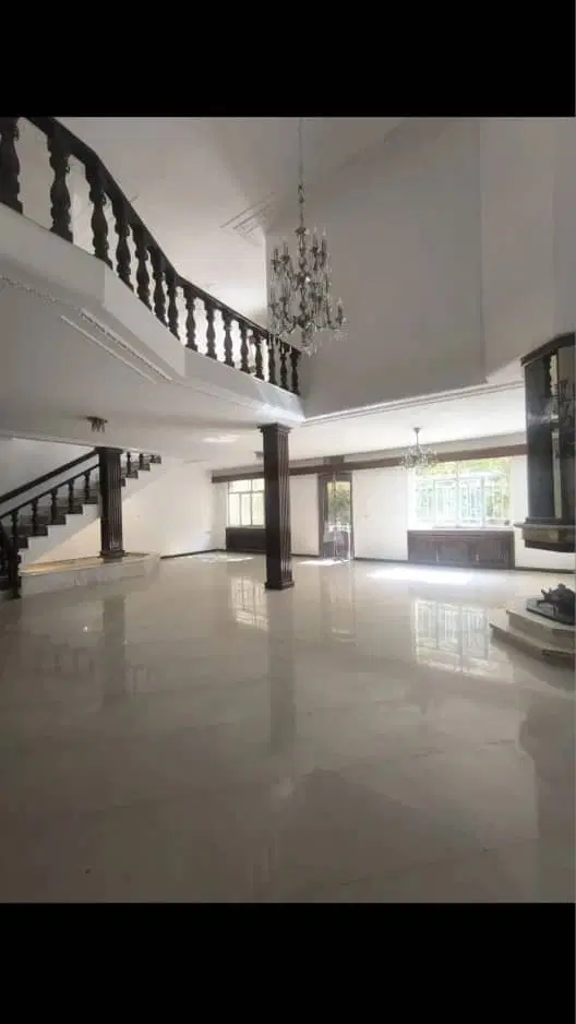 دفتر کار حاشیه فرهنگ
