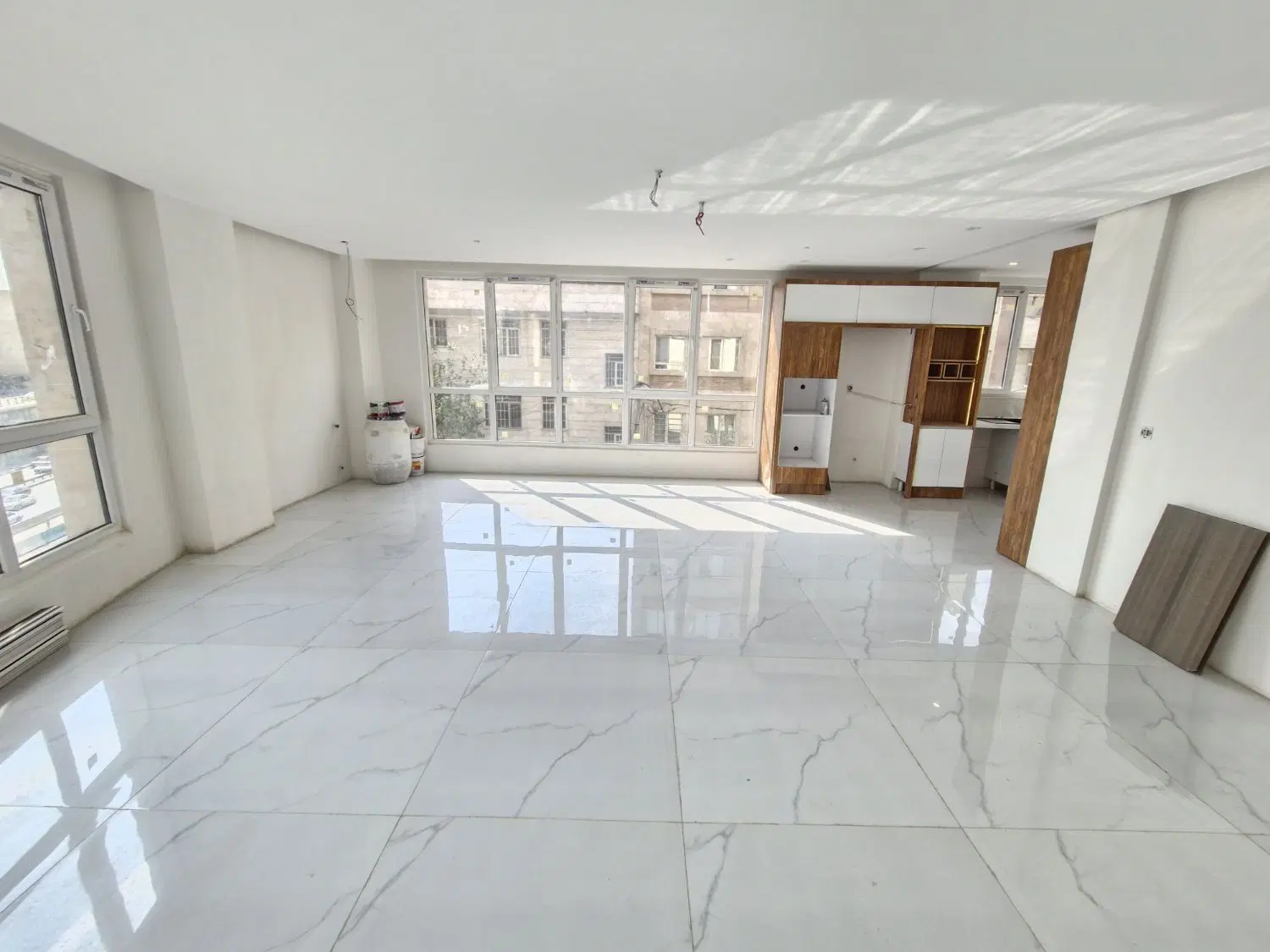 آپارتمان۱۲۰مترنامجو(گرگان)غرق نور_فول امکانات