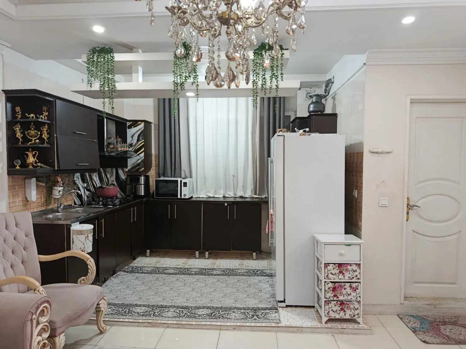 ۵۱ آپارتمان آسانسور انباری فلکه پنجم