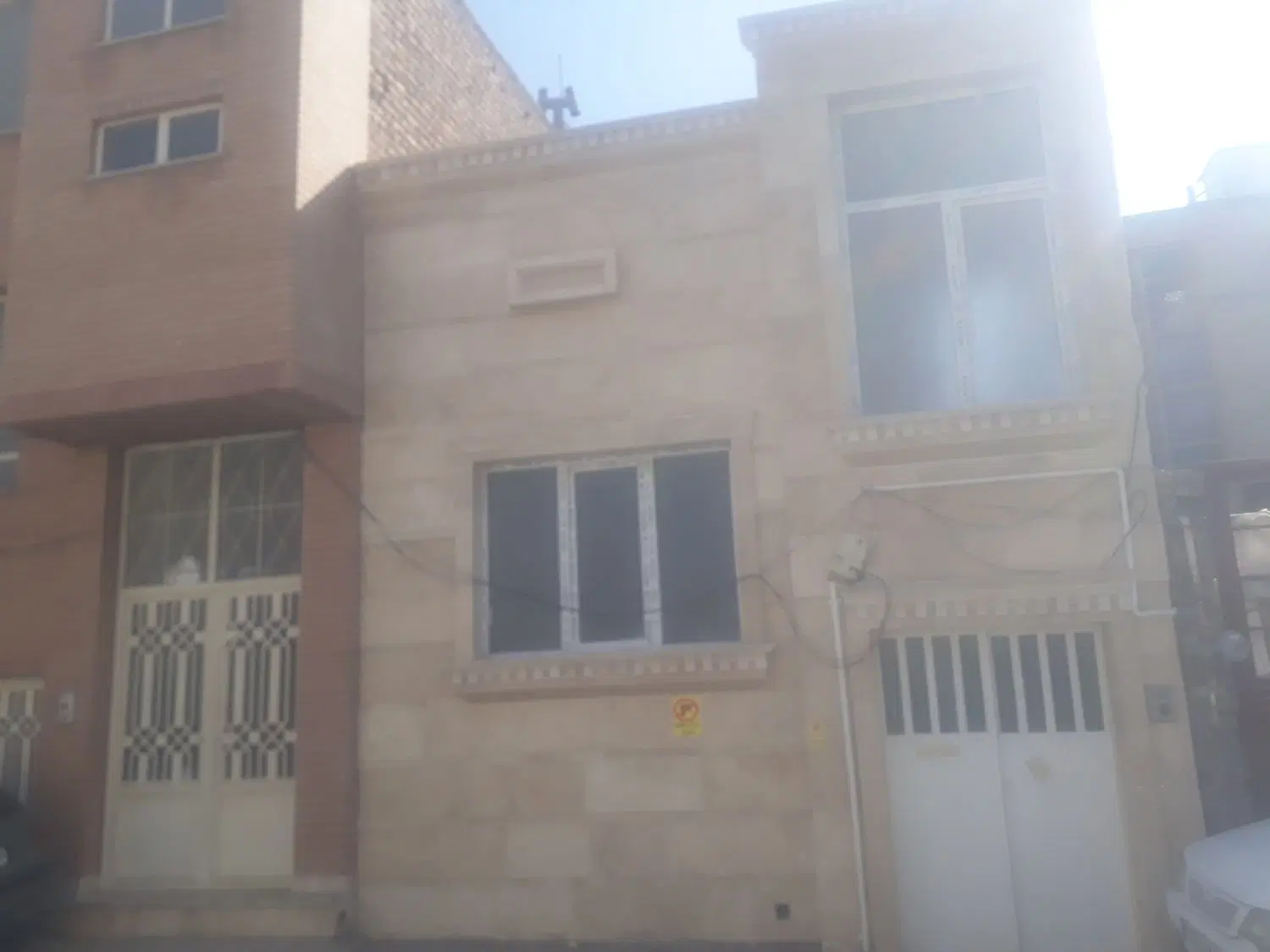 منزل ویلایی در زنبیل اباد عطاران همکف