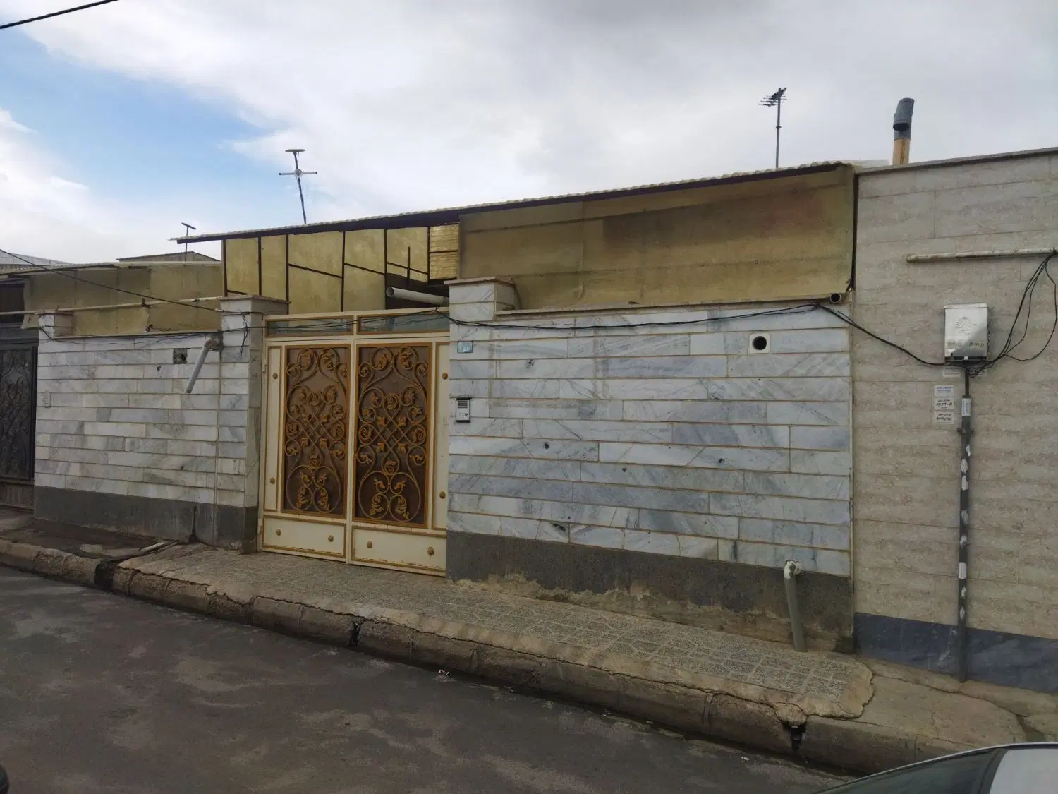 ساختمان ویلایی