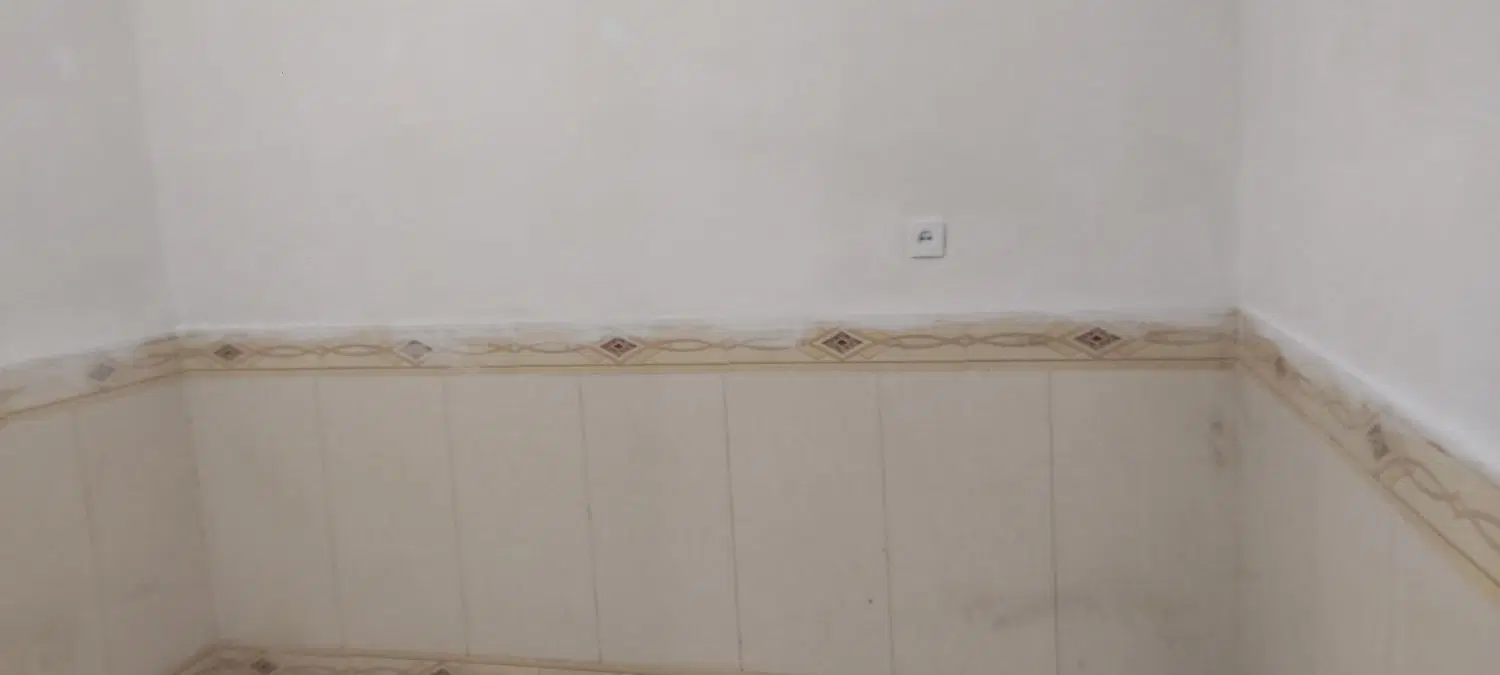 یه واحد ۶۵ متری تمیز و تازه تعمیر شده