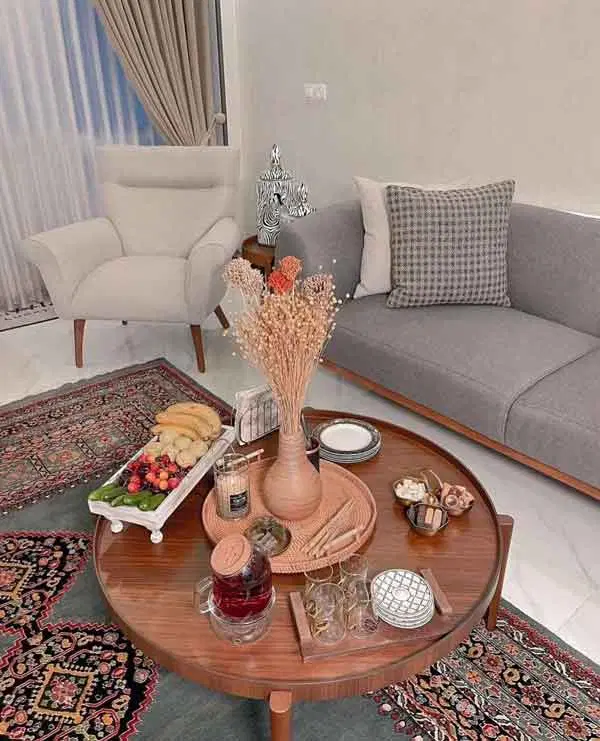 همخانه خانم ، هم خونه میپذیرم
